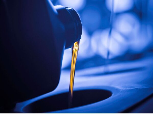 How Does Synthetic Engine Oil Increase Fuel Economy?